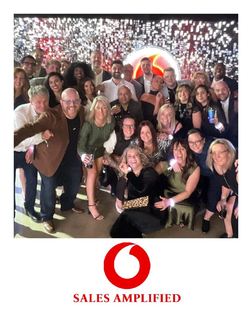 group photo roamer booth