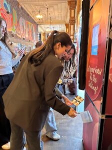 printed photos enclosed booth
